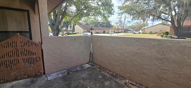 Building Photo - 1923 SW 34th Ct