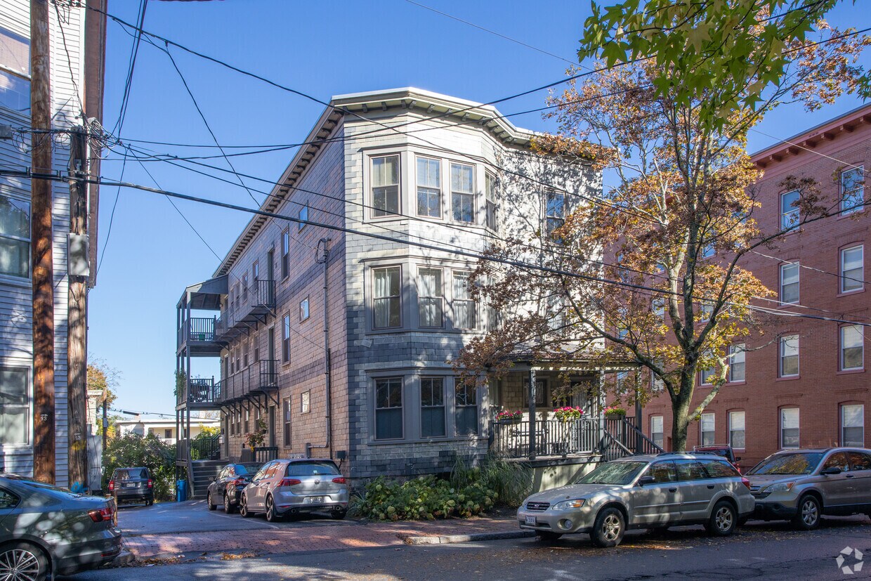 115 Sherman St, Portland, ME 04101 Apartments in Portland, ME