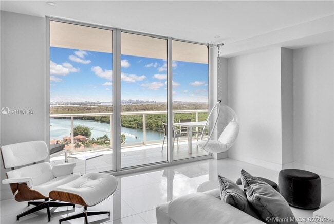 Building Photo - 400 Sunny Isles Blvd