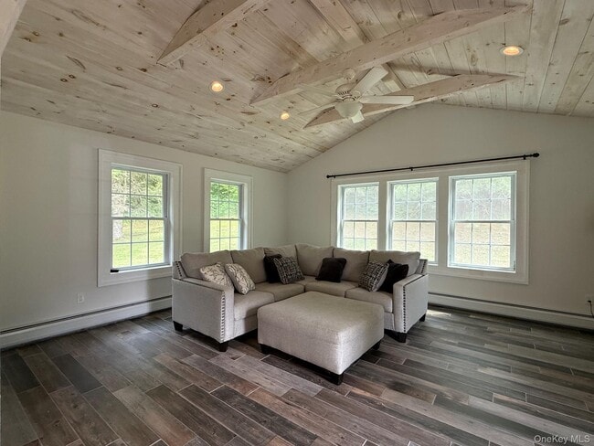 Building Photo - 463 Doodletown Rd