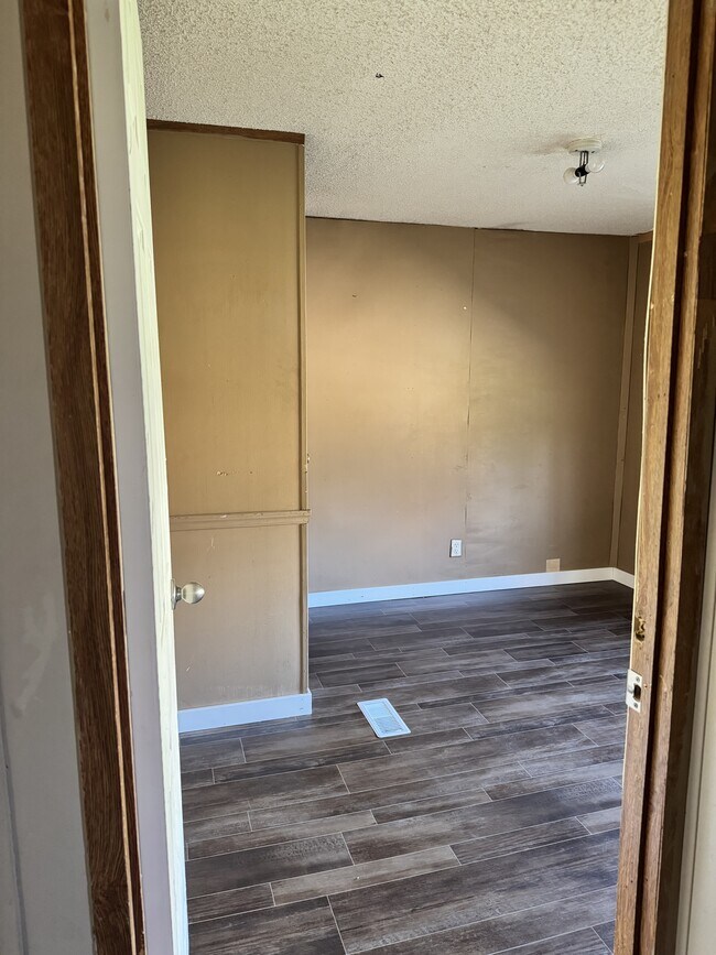 Foto del edificio - 229 Reggie Rd