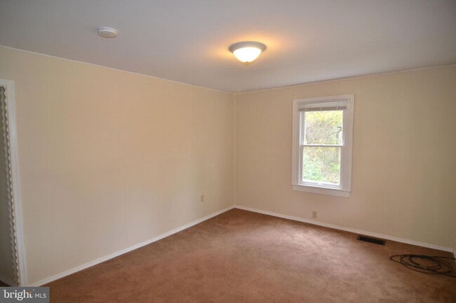 Foto del edificio - 5380 Beta Pl