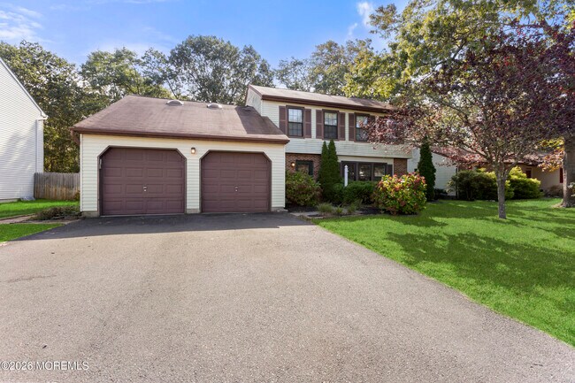 Building Photo - 13 Laurel Crest Dr