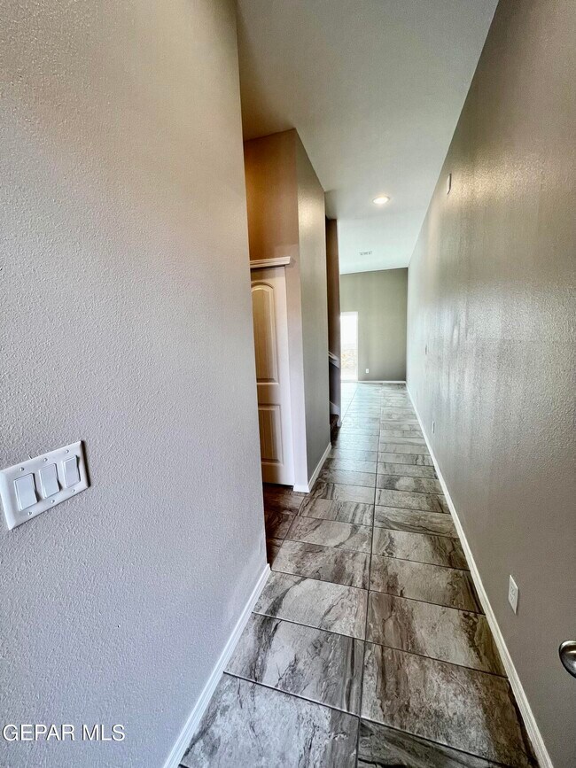 Building Photo - 472 SPC Isaac Trujillo Dr