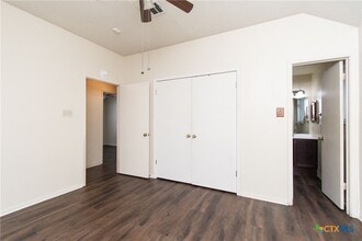 Building Photo - 2803 Willow Springs Rd