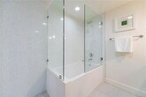Foto principal - 482 S Arroyo Pkwy