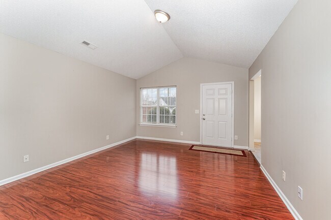 Foto del edificio - 302 Apple Ridge Rd