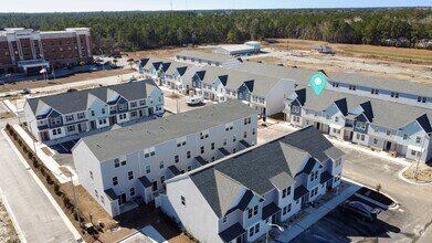 Building Photo - 427 Sunfish LN