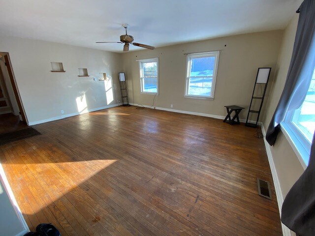 Foto del edificio - 203 27th St NW
