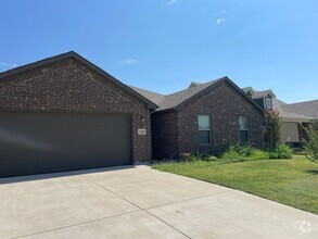 Building Photo - 1109 Southridge Ln
