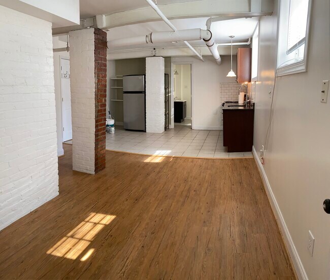 Building Photo - 3427 13th St NW