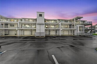 Building Photo - 845 Ladyfish Ave