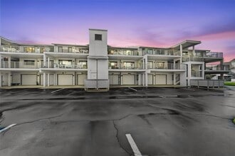 Building Photo - 845 Ladyfish Ave