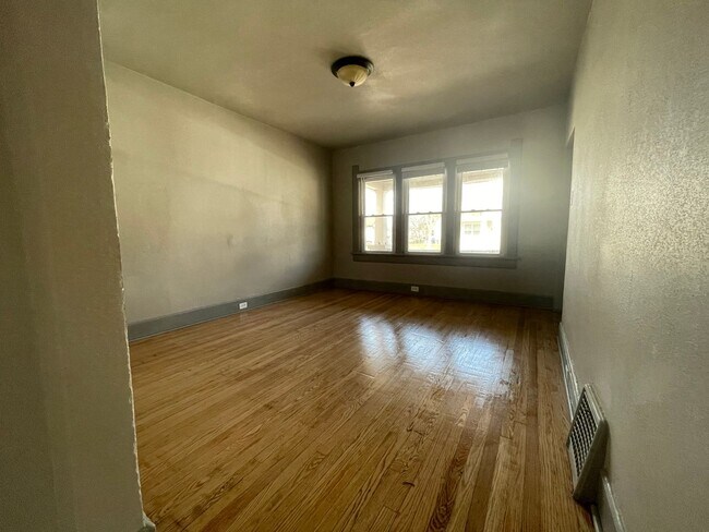 Foto del edificio - 2465-A N 9th St
