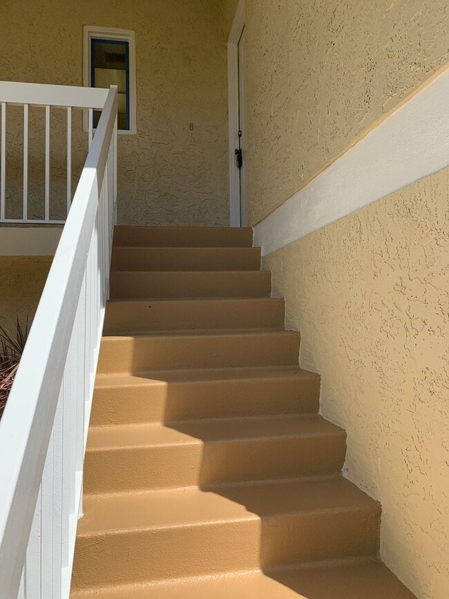 Photo - 2/2 MIDPORT II CONDO   2nd floor unit