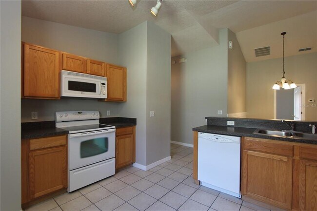 Foto del edificio - 923 Sandy Ridge Dr