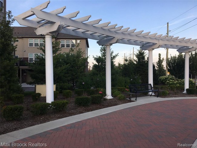 Foto del edificio - 979 Barclay Cir