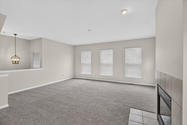 Building Photo - 379 Cherry Orchard Rd