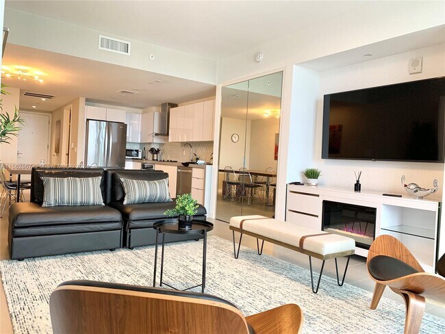 Foto del edificio - 1600 NE 1st Ave