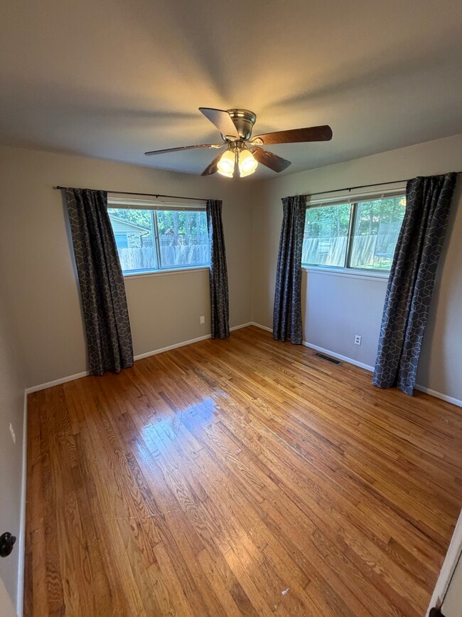 Photo - 2332 N Gooseberry Ln (Fayetteville, AR) House