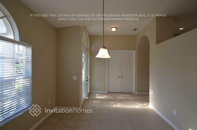 Building Photo - 19519 French Lace Dr