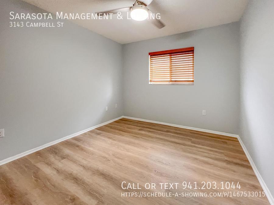 Foto del edificio - Charming 3 Bed 2 Bath Home with 1 Car Garage!