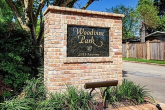 Building Photo - 1311 Antoine Dr