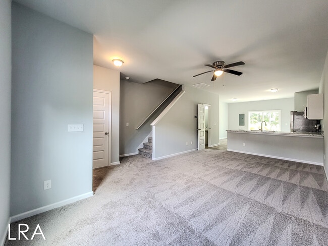 Foto del edificio - 185 Buckhorn Ave