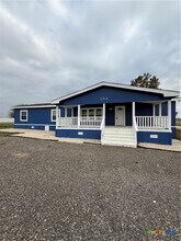 Building Photo - 254 Maverick Ln