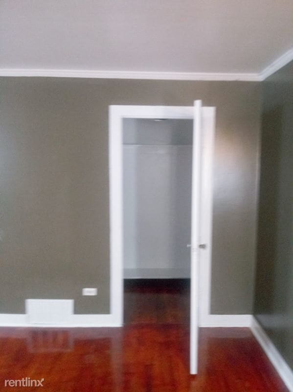 Building Photo - 201 Church St