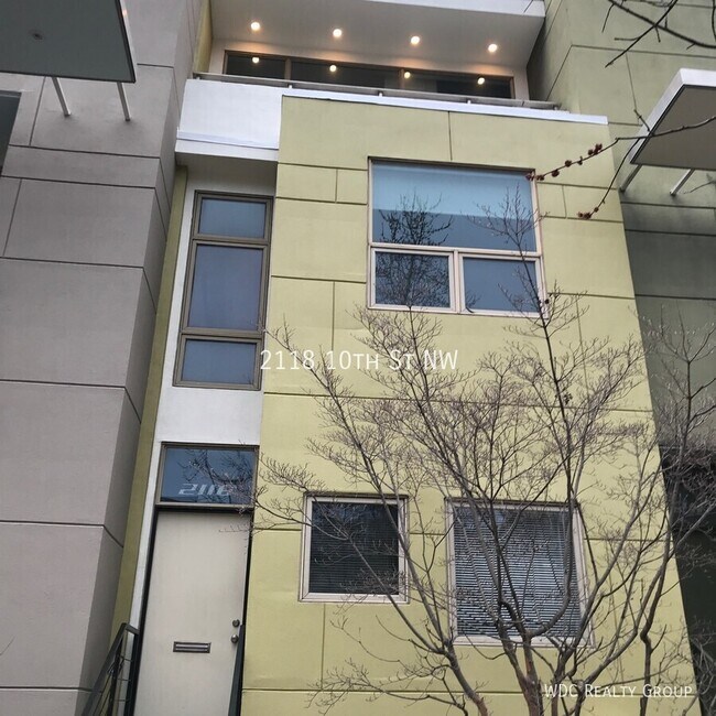 Foto del edificio - 2118 10th St NW