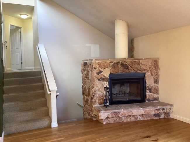 Building Photo - Willowbrook Aptos