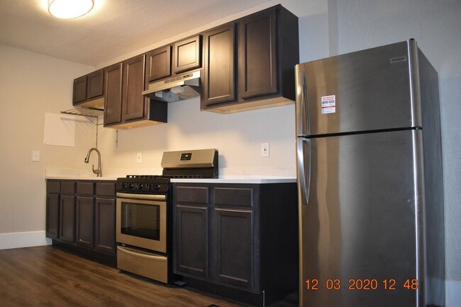 Building Photo - DOWNING3014