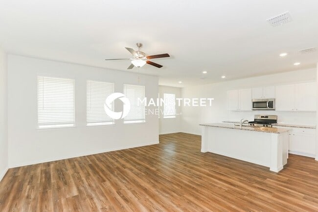 Building Photo - 4 Bedroom Pet-Friendly Home in HASLET, TX with Main Street Renewal