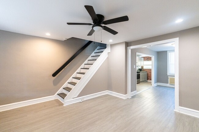 Building Photo - Elmwood Park area newly renovated 3 bedroom