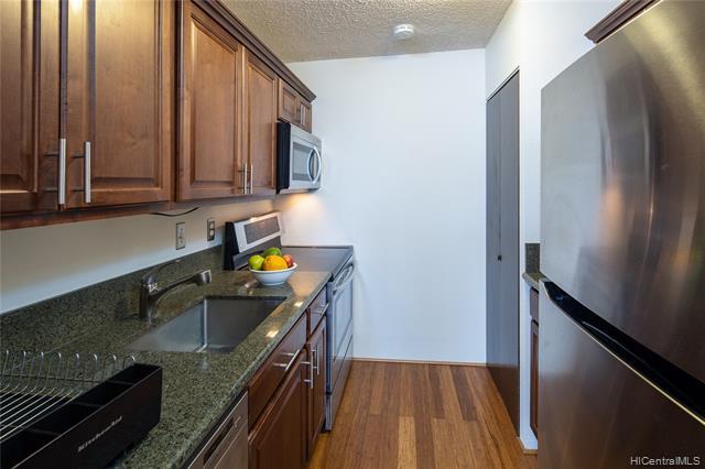 Building Photo - 2092 Kuhio Ave.