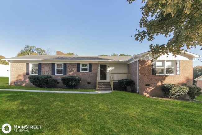 Building Photo - 617 LANCER CT NW, CONCORD, NC 28027