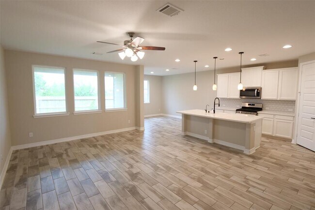 Building Photo - 25907 Rose Frost Ct