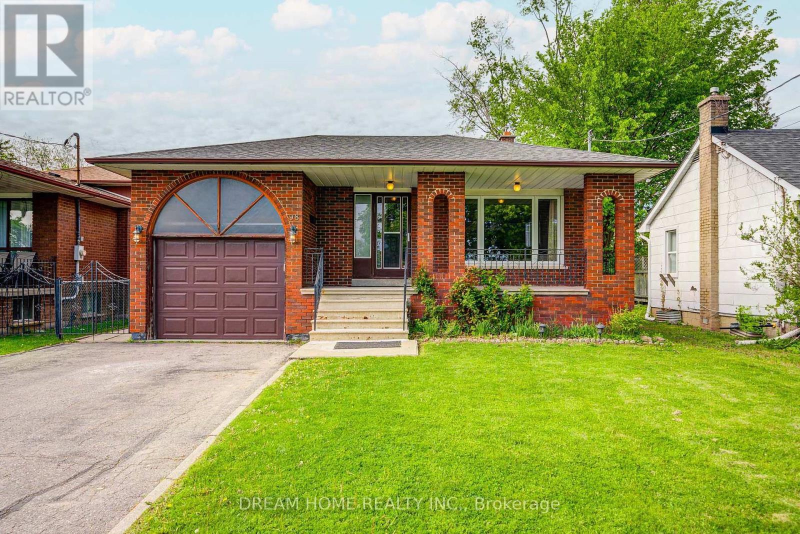 98 Weldrick Rd W, Richmond Hill, ON L4C 3T8 - Maison à Louer à Richmond ...