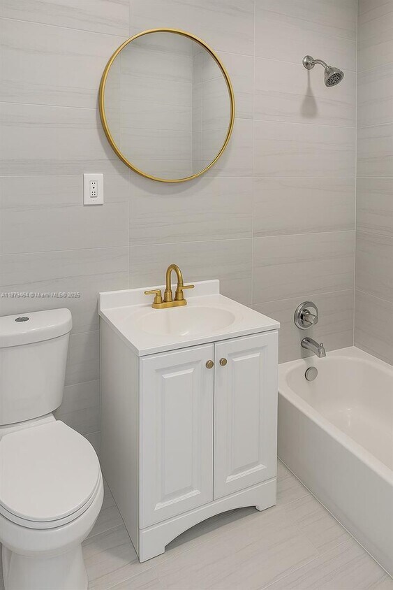Foto principal - 105 NW 14th Way