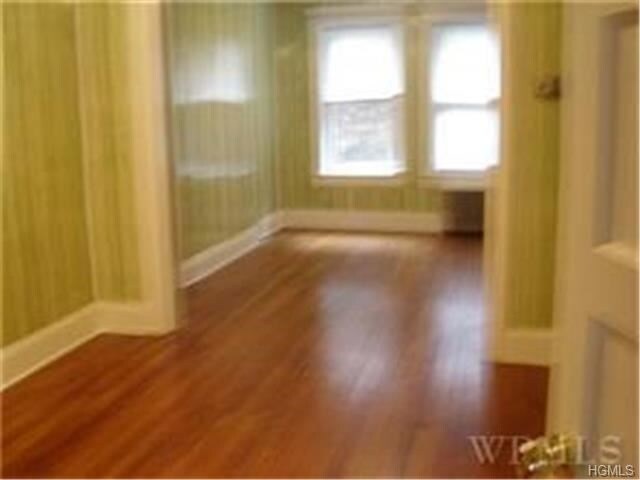 Building Photo - 11 Van Cortlandt Pk Ave