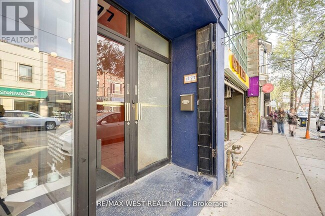 Building Photo - 1177 Dundas St W