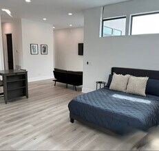 Building Photo - 1003 Paradise City Blvd