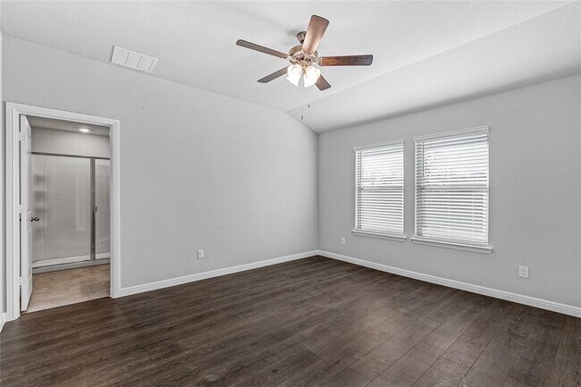 Building Photo - 108 Caraway Ct