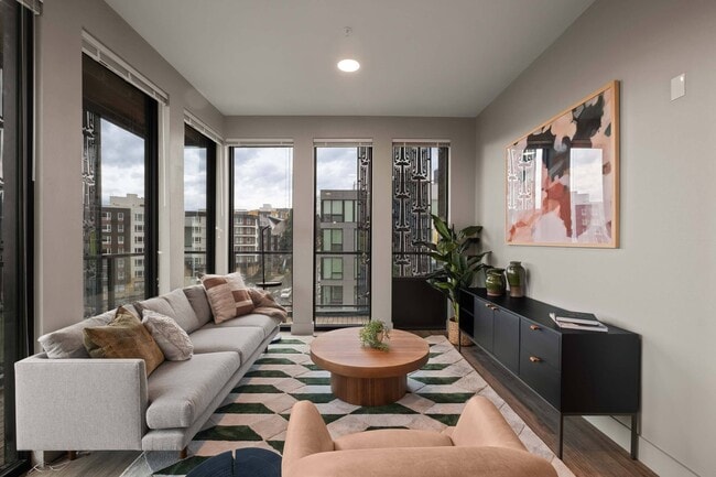 Building Photo - Tapestry