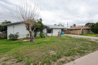 Building Photo - 1707 W Hazelwood St