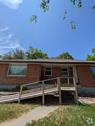 Building Photo - 37 Toponce Dr