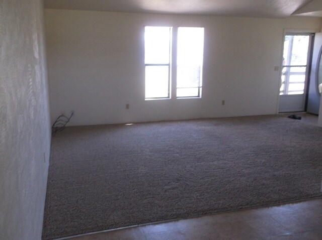 Foto del edificio - 3054 Carroll Dr