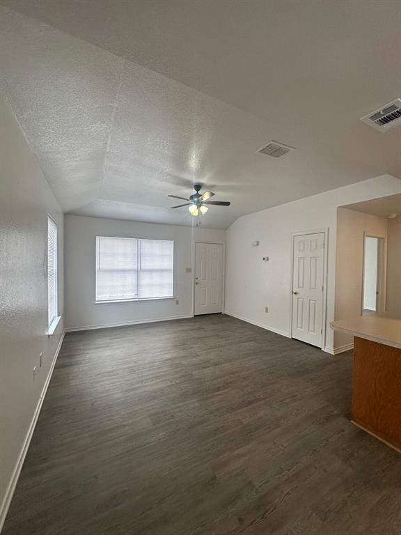 Foto del edificio - 401 Ave T