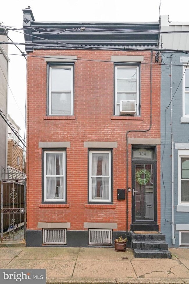 Building Photo - 324 Gerritt St